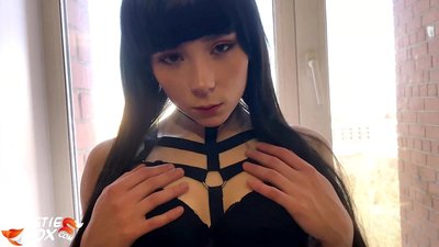 گرم Brunette سڪي گندي ۽ sensitively پئسا لاء fucked