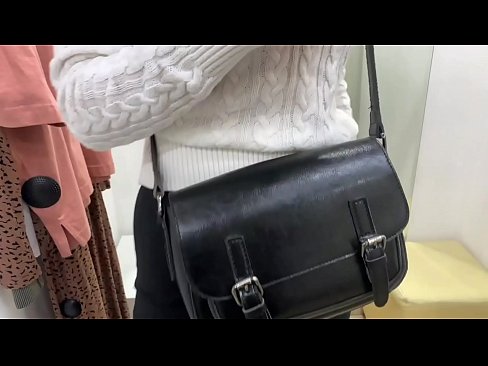 ❤️ فِيٽنگ روم ۾ ڊِلڊو سان نوجوان ڪچي FeralBerry جي عوامي مشت زني فحش تي٪ sd.hentaivost.ru٪